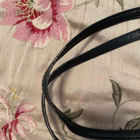 Michael Kors Signature Handbag - Picture 7 of 7